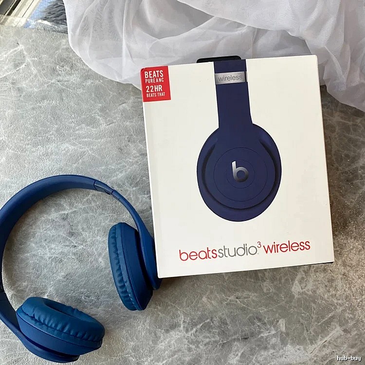 Beats Studio Wireless Headphones in Blue