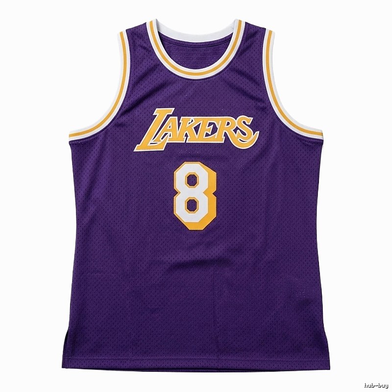 The classic blue jersey of the Michael Jordan.